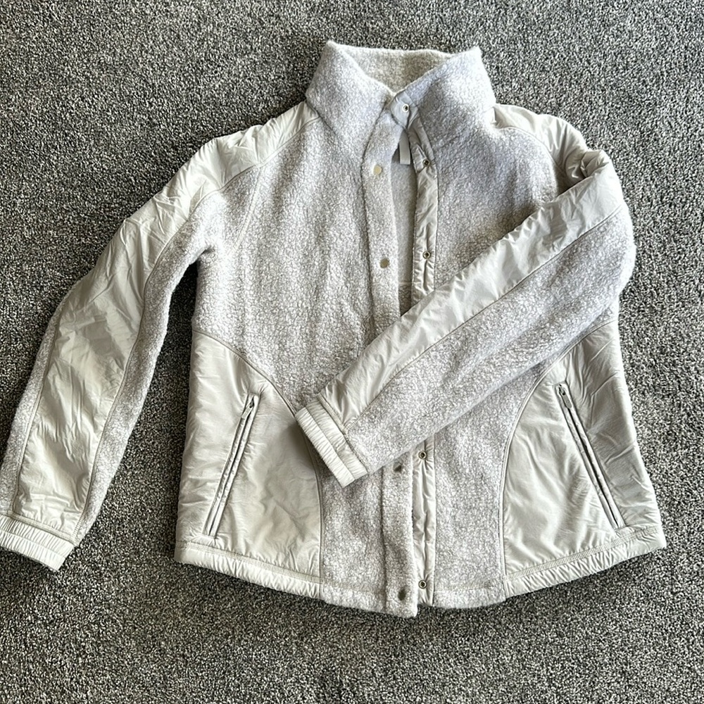 Lululemon Go Cozy Jacket grey size 8